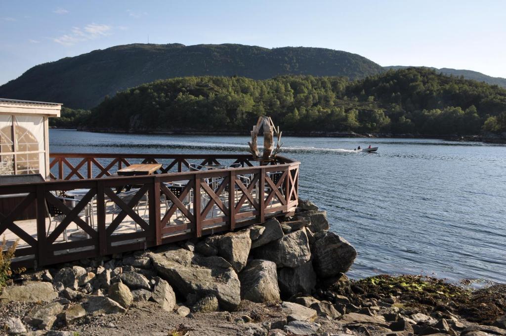 Gulen Dive Resort Dalsoyra Luaran gambar